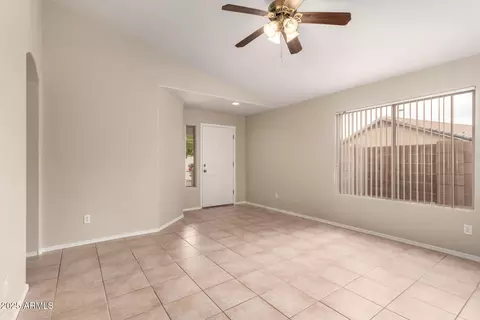 4052 S Summer Ct, Gilbert, AZ 85297 photo 12