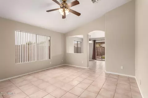 4052 S Summer Ct, Gilbert, AZ 85297 photo 13