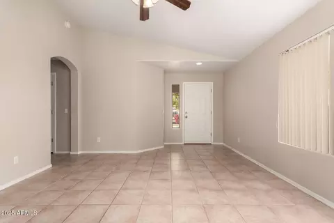4052 S Summer Ct, Gilbert, AZ 85297 photo 14