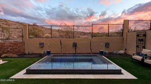 841 E Ashurst Dr, Phoenix, AZ 85048 photo 2