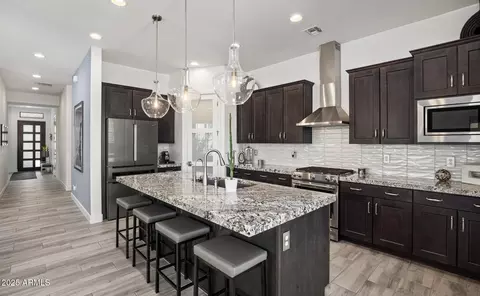 841 E Ashurst Dr, Phoenix, AZ 85048 photo 9