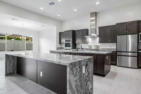 1294 E San Carlos Way, Gilbert, AZ 85298 photo 13