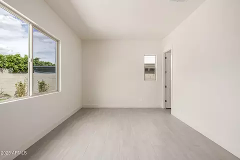 1294 E San Carlos Way, Gilbert, AZ 85298 photo 9