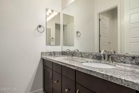 1294 E San Carlos Way, Gilbert, AZ 85298 photo 28