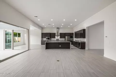 1294 E San Carlos Way, Gilbert, AZ 85298 photo 12