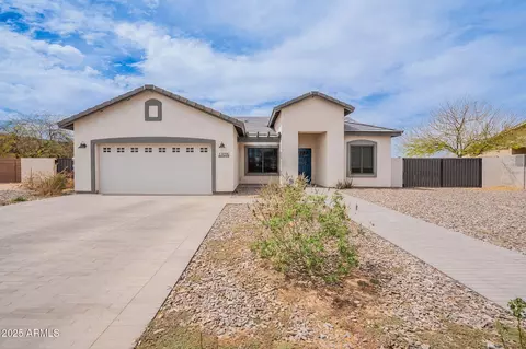 13096 S La Rambia Rd, Arizona City, AZ 85123