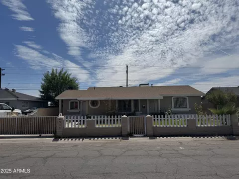 4339 W Crittenden Ln, Phoenix, AZ 85031