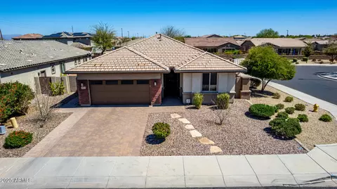 5665 S Inez Ct, Gilbert, AZ 85298