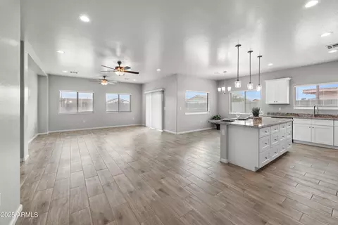 3625 N La Paz Dr, Eloy, AZ 85131