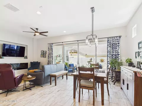 Dining - 4164 E Bernice St, Gilbert, AZ 85295 photo 2 of 2