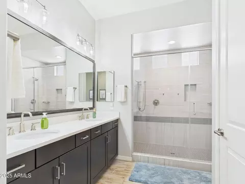 Bath - 4164 E Bernice St, Gilbert, AZ 85295 photo 2 of 5