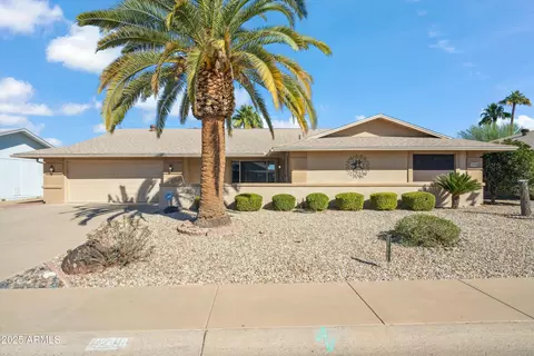 12418 W Galaxy Dr, Sun City West, AZ 85375