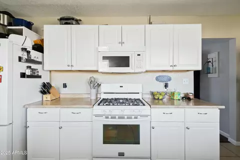 4332 E Calle Redonda St, Phoenix, AZ 85018 photo 13