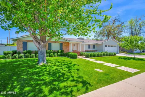 4739 N 34th Pl, Phoenix, AZ 85018 photo 2