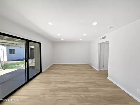 Living - 2201 W Avalon Dr, Phoenix, AZ 85015 photo 2 of 3