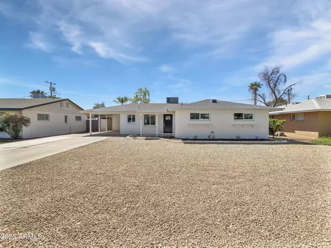 Exterior - 2201 W Avalon Dr, Phoenix, AZ 85015 photo 3 of 7