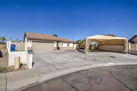1027 N 59th Ln, Phoenix, AZ 85043