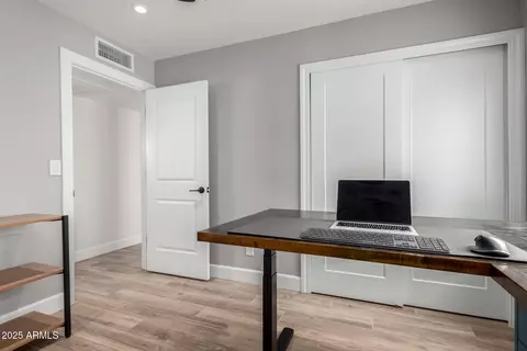 1049 E Oraibi Dr, Phoenix, AZ 85024 photo 31