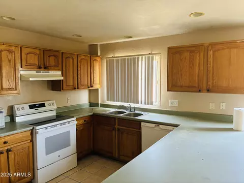 Undisclosed, Tempe, AZ 85282 photo 18