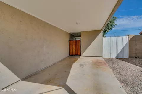 3534 E Ludlow Dr, Phoenix, AZ 85032 photo 4