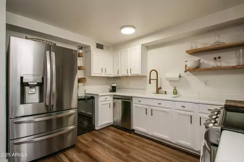 3534 E Ludlow Dr, Phoenix, AZ 85032 photo 14