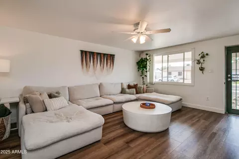 3534 E Ludlow Dr, Phoenix, AZ 85032 photo 8