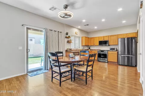 Dining - 1429 Elgin St, Gilbert, AZ 85295 photo 2 of 2