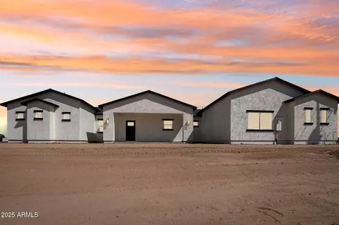 38468 W Latham St, Tonopah, AZ 85354