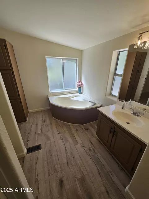 Bath - 800 N Granite Dr, Payson, AZ 85541 photo 4 of 4