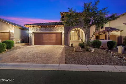 8661 E Ivy St, Mesa, AZ 85207