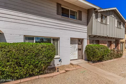8554 E Mcdonald Dr, Scottsdale, AZ 85250