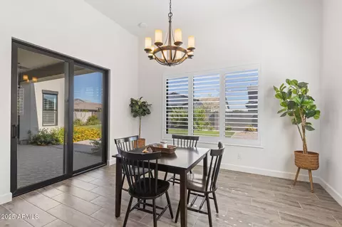 Dining - 3856 E Sagebrush St, Gilbert, AZ 85296 photo 3 of 4