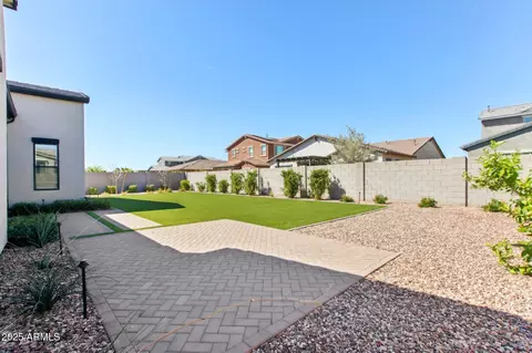 Exterior - 3856 E Sagebrush St, Gilbert, AZ 85296 photo 7 of 11