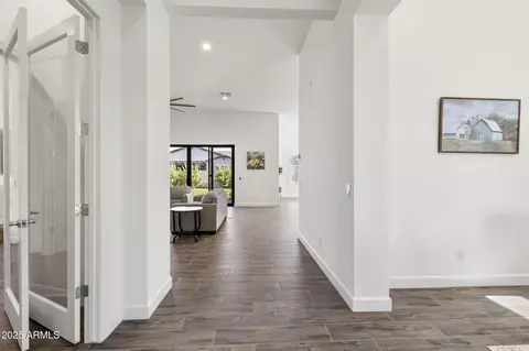 Entry Way - 3856 E Sagebrush St, Gilbert, AZ 85296 photo 1 of 4