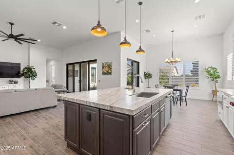 Kitchen - 3856 E Sagebrush St, Gilbert, AZ 85296 photo 2 of 6