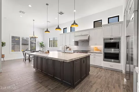 Kitchen - 3856 E Sagebrush St, Gilbert, AZ 85296 photo 1 of 6