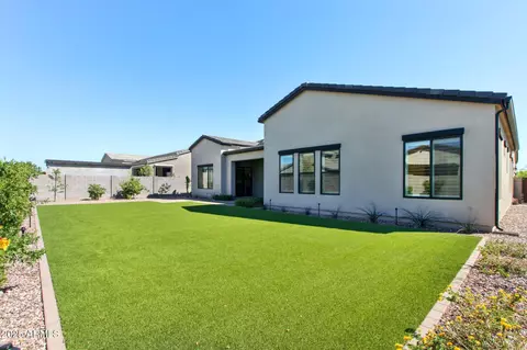 Exterior - 3856 E Sagebrush St, Gilbert, AZ 85296 photo 9 of 11
