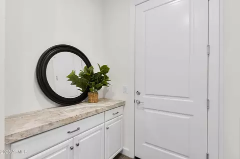 Entry Way - 3856 E Sagebrush St, Gilbert, AZ 85296 photo 4 of 4
