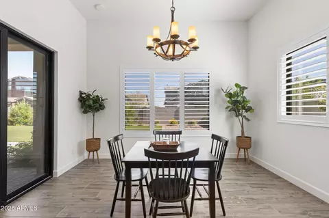 Dining - 3856 E Sagebrush St, Gilbert, AZ 85296 photo 4 of 4