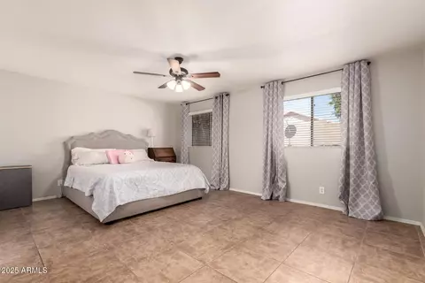 Bedroom - 3302 E Hiddenview Dr, Phoenix, AZ 85048 photo 1 of 8