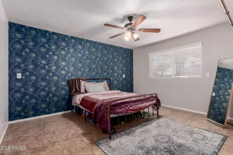 Bedroom - 3302 E Hiddenview Dr, Phoenix, AZ 85048 photo 5 of 8