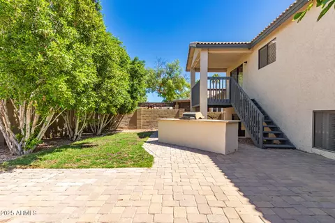 Exterior - 3302 E Hiddenview Dr, Phoenix, AZ 85048 photo 7 of 7