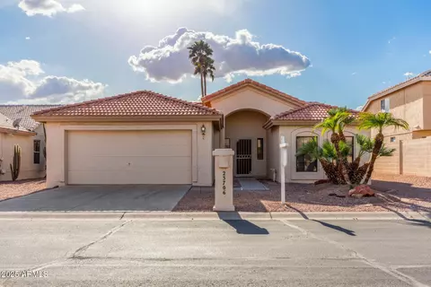 23706 S Desert Sands Dr, Sun Lakes, AZ 85248