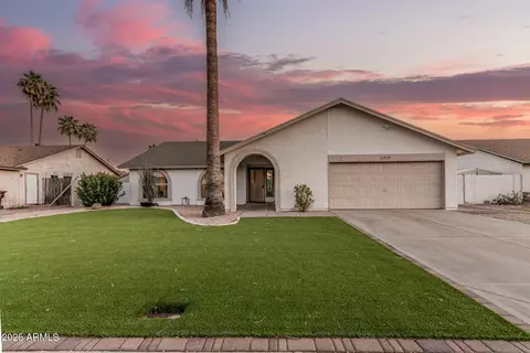 8219 W Corrine Dr, Peoria, AZ 85381