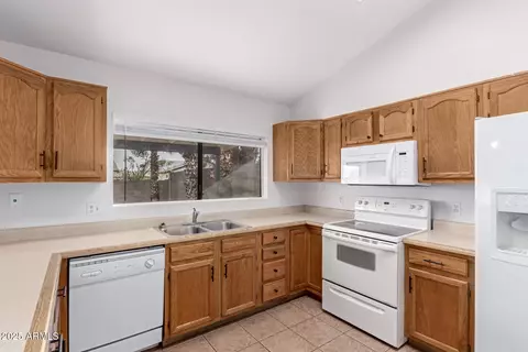Kitchen - 1747 E Isabella Ave, Mesa, AZ 85204 photo 2 of 3