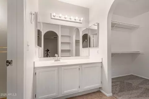 Bath - 1747 E Isabella Ave, Mesa, AZ 85204 photo 1 of 3