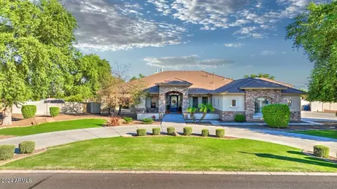 21470 E Orchard Ln, Queen Creek, AZ 85142