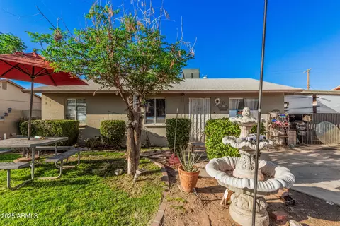 2306 E Burgess Ln, Phoenix, AZ 85042