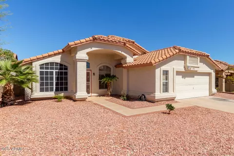 Exterior - 2904 E Ludlow Dr, Phoenix, AZ 85032 photo 3 of 4