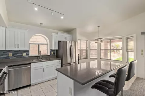 Kitchen - 2904 E Ludlow Dr, Phoenix, AZ 85032 photo 1 of 4